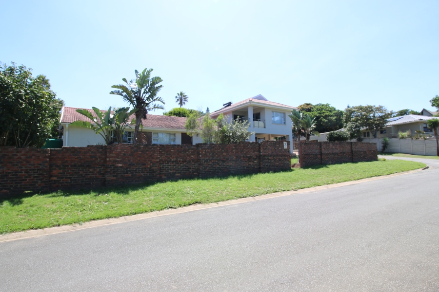 5 Bedroom Property for Sale in Gonubie Eastern Cape